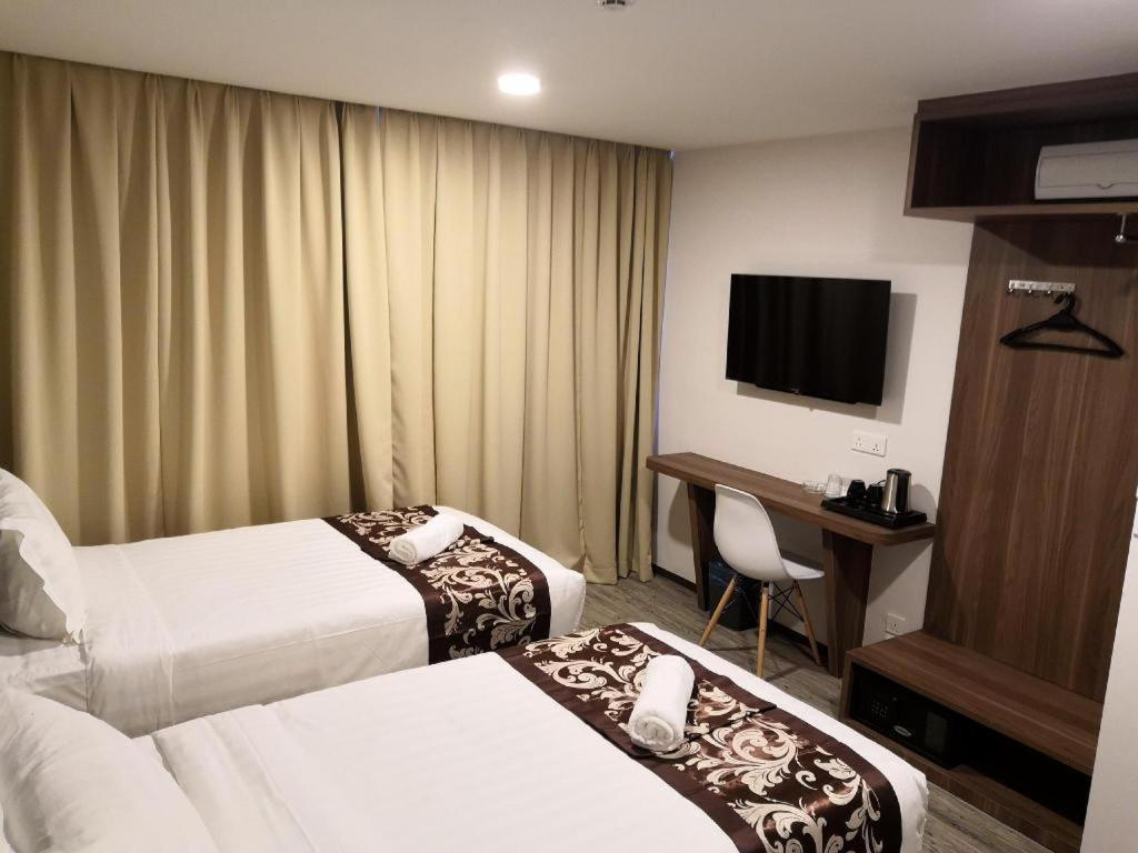 Hotel Lolex Kuchai Lama Куала-Лумпур Екстер'єр фото
